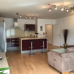 https://bright-apartment-with-a-free-parking-garage-wienerberg.vienna-besthotels.com