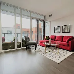 https://gorgeous-downtown-condo.niagara-fallshotels.com