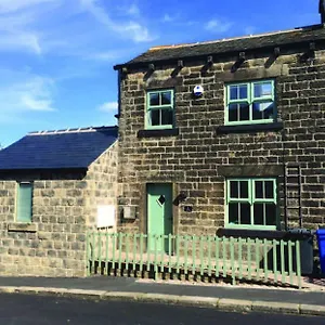 https://plough-cottage.yorkshirehotels.net